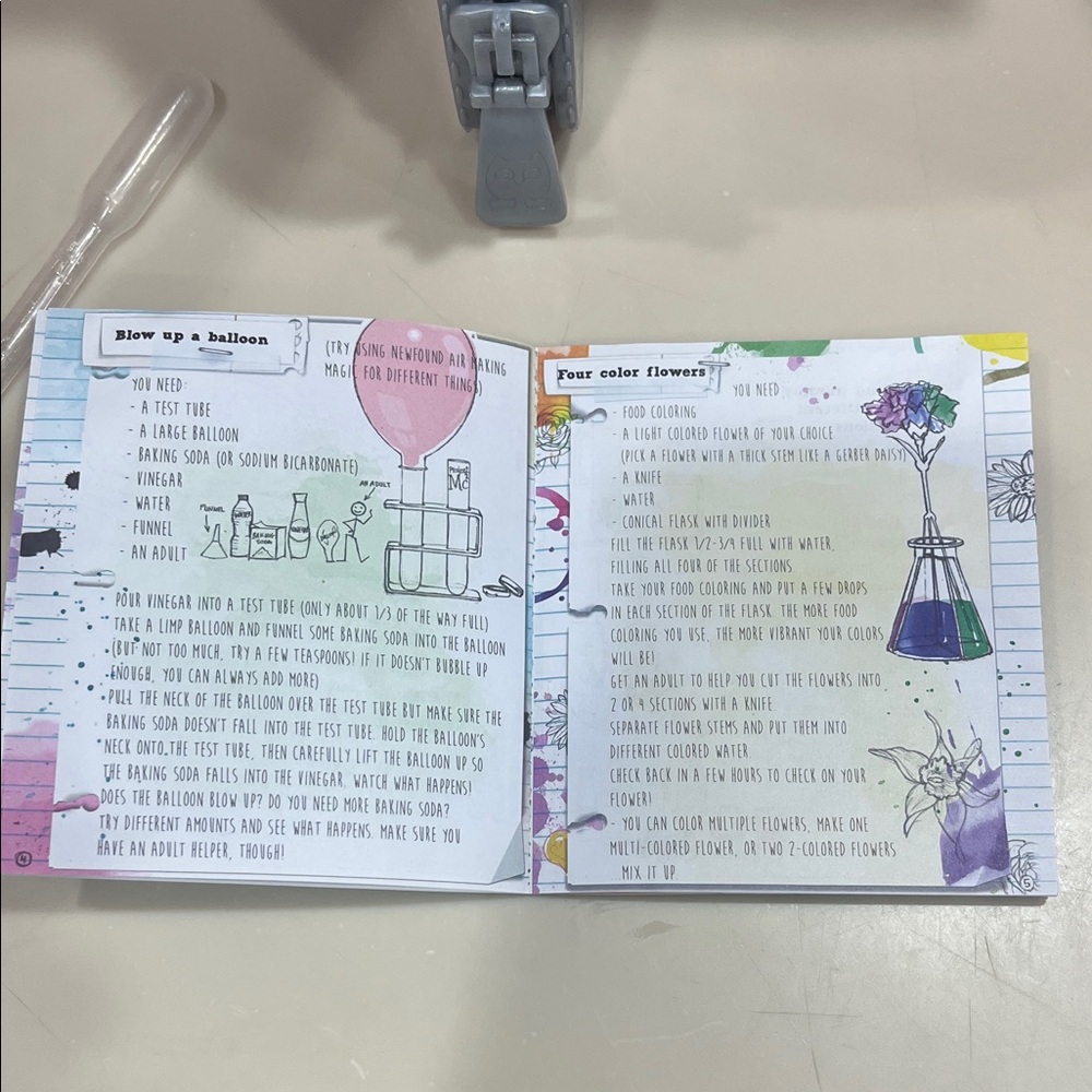 Project MC2 Science Lab Kit with case - Picture 11 of 13